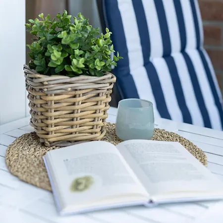 Apartment Dampfer 1 Ostwind *