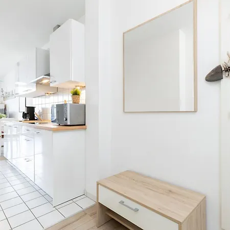 Dampfer 1 Ostwind Appartement Laboe