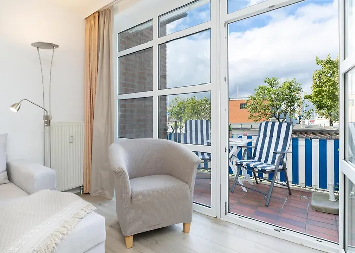 Dampfer 1 Ostwind Apartman Laboe